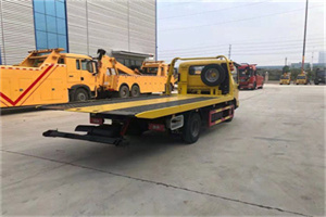 义马非事故拖车